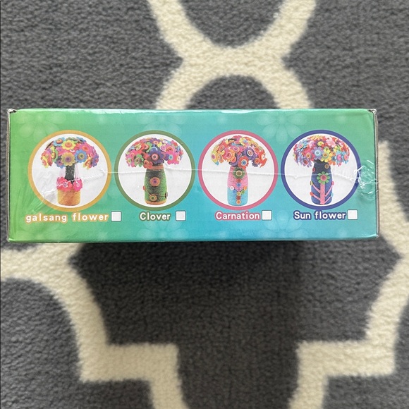 🌸 NEW IN BOX Flower Crafts Kit for Kids - Colorful DIY Set girls crafts - Picture 6 of 9